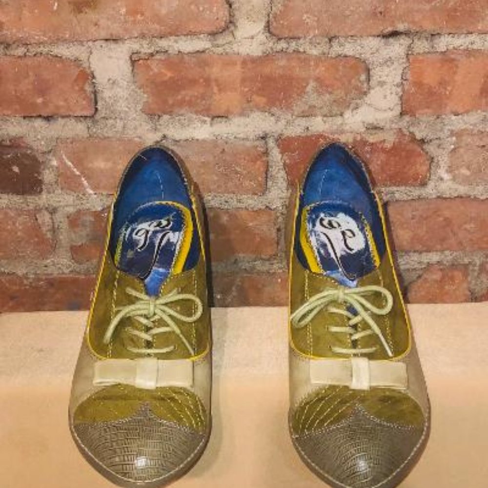 Women's designer shoes